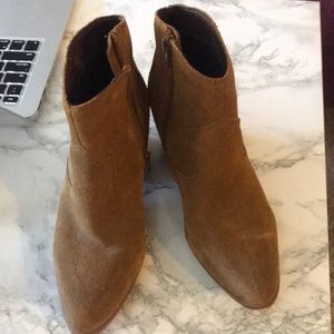 Aldo suede boots size 6